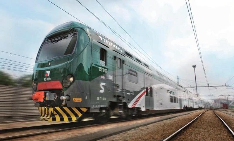 trenord Mestre, investiti sui binari dal treno: ecco il bilancio
