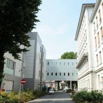 Covid, cluster all’ospedale Sacco di Milano:  mascherine inadeguate