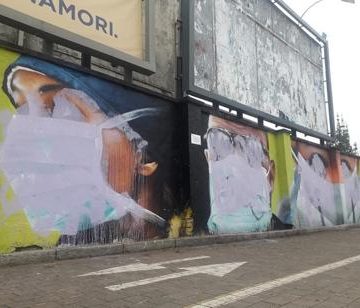 Vandali contro il murale dedicato ai medici del Sacco