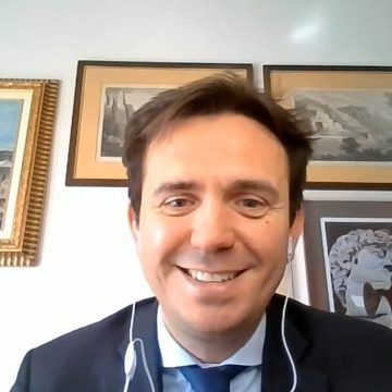 Alessandro Cattaneo: “Sui vaccini la credibilità dell’Europa. Obiettivo? 500mila al giorno”