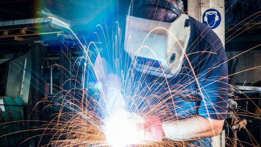 Incidenti sul lavoro, la lunga scia di sangue che costa alla Ue 476 miliardi l’anno