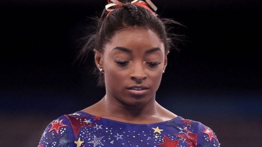 Simone Biles olimpiadi twisties Simone Biles olimpiadi twisties