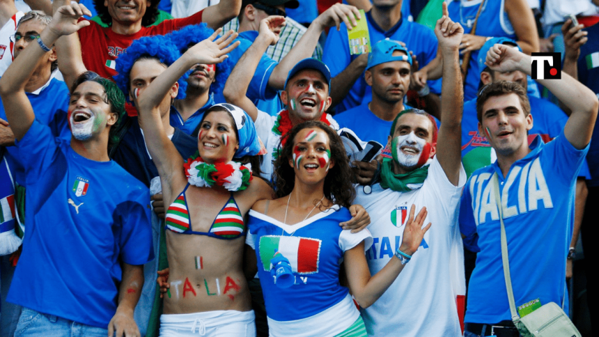 Chiara Appendino a Berlino da tifosa azzurra: spunta una sua foto in bikini tricolore