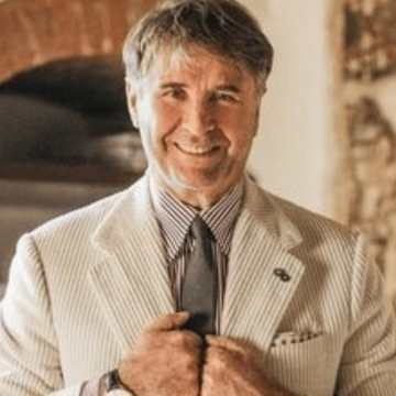 Brunello Cucinelli fa imbarazzare Gedi per la doppia intervista a La Stampa e Repubblica