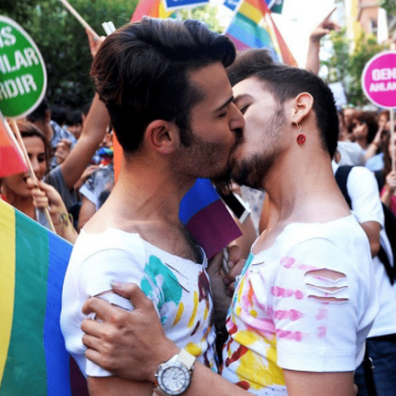 Ddl Zan, il flirt tra Matteo Salvini e Matteo Renzi fa mancare i voti in Senato. Ora la legge è a rischio