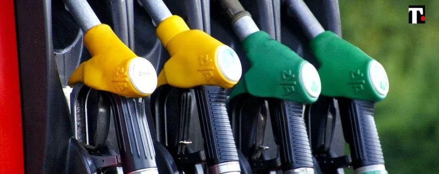 Aumento prezzo benzina e diesel agosto 2021