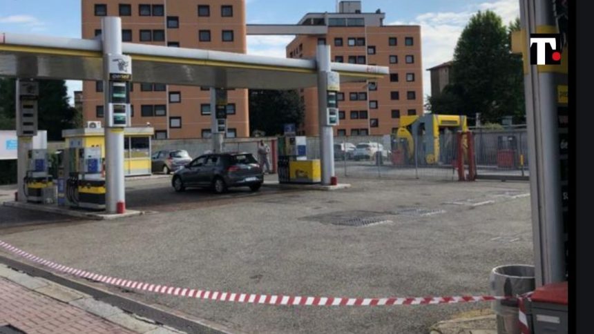 benzina mafia Buccinasco