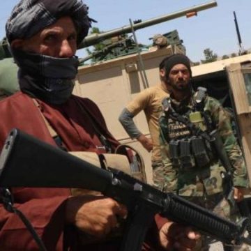 Afghanistan, Biloslavo: “Abbandonati ai talebani collaboratori e la Resistenza. Usa come Urss, il Paese è la tomba degli imperi”