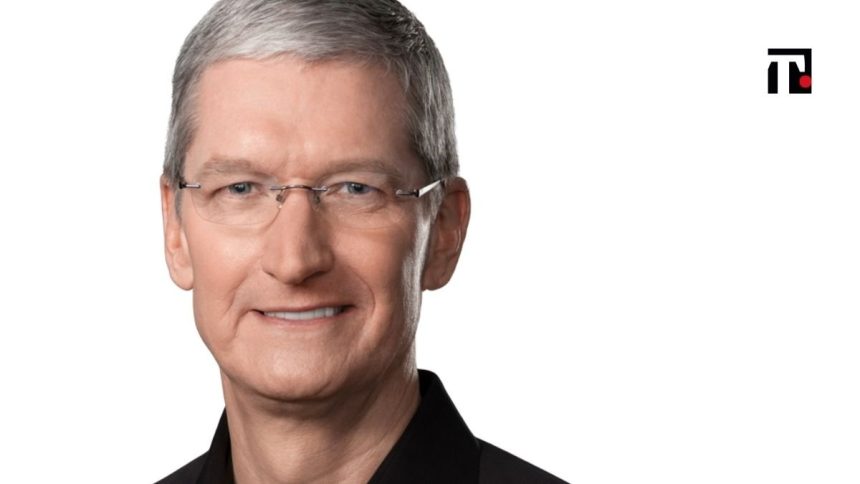 Dieci anni di Tim Cook alla guida di Apple