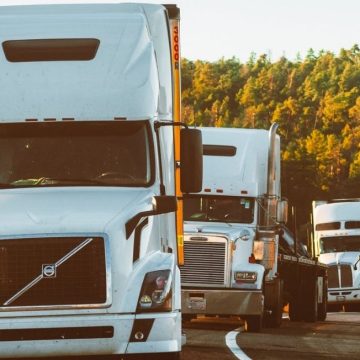 auto contro camion a laterza
