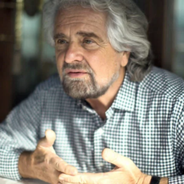 Green Pass Beppe Grillo