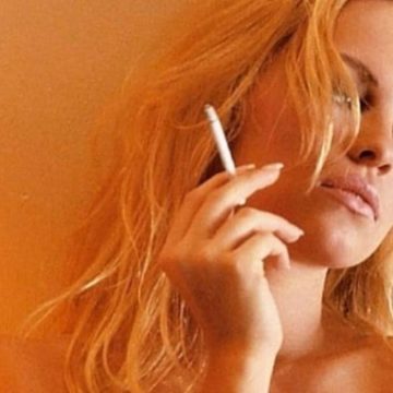 Il gran ritorno di Pamela Anderson: ecco il video a luci rosse