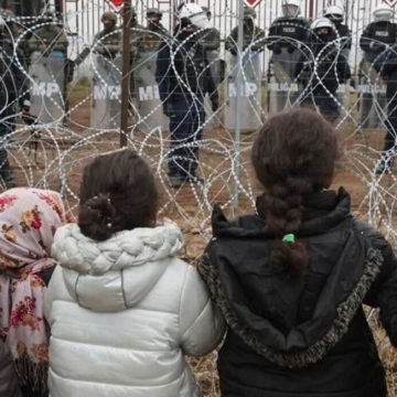 migranti bimbo morto