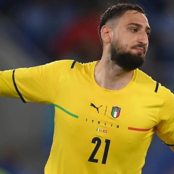 Donnarumma premio yashin