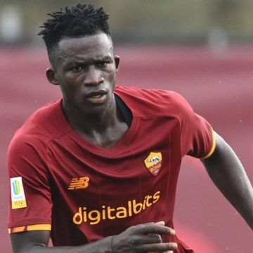 felix afena gyan scarpe