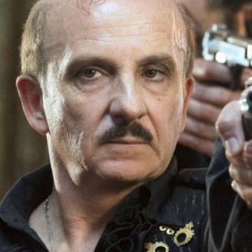 chi è carlo buccirosso