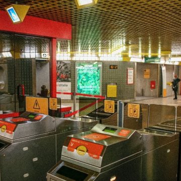 Milano Metro Bloccata