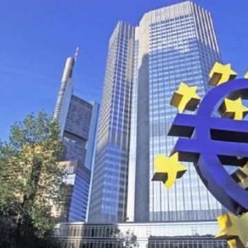 bce extraprofitti L'ondata di rincari nei tassi d'interesse decretati dalle banche centrali di tutto il mondo per rispondere all'inflazione nell'ultimo biennio possono avere un impatto di lungo periodo nelle strategie di transizione