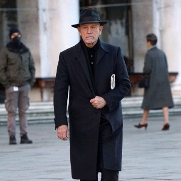 John Malkovich, green pass