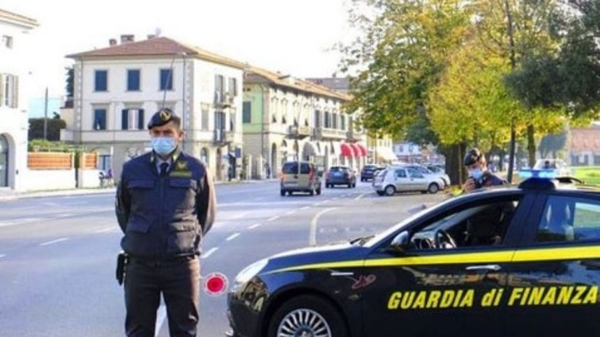 Varese, laurea falsa Varese, laurea falsa