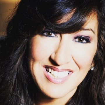 Chi è Emanuela Aureli, imitatrice dei vips: età, compagno, figlio, carriera