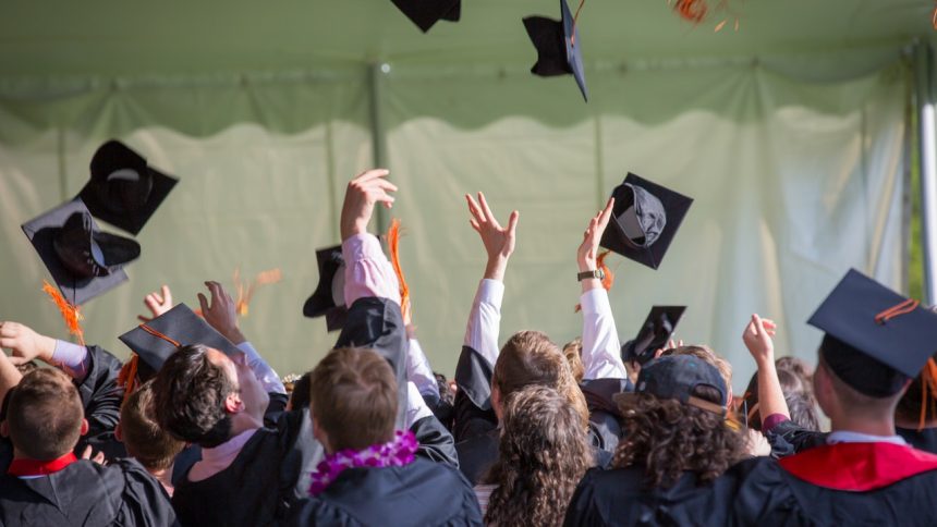 educazione-pexels-emily-ranquist-1205651 Educazione 2030: cinque scenari per il futuro della formazione e del talento