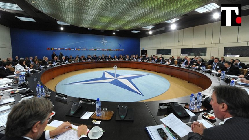 Ucraina, Russia, guerra e l’atlantismo dell’Italia: “Roma chiede una NATO che guardi a sud”
