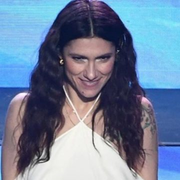 Di cosa parla la canzone di Elisa