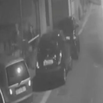 Incidente sfiorato Napoli video