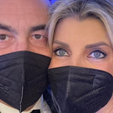 Matteo Bassetti moglie aggrediti no vax