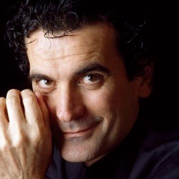 Massimo Troisi compleanno