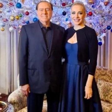 Berlusconi si sposa