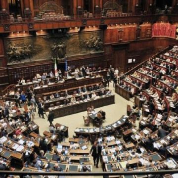 Quando il cane da guardia sceglie il potere. Tutti i giornalisti candidati o eletti in Parlamento