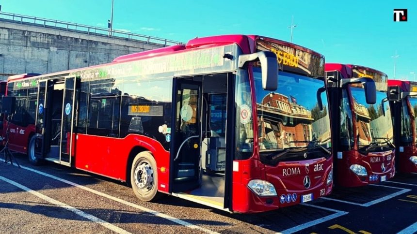 Roma bus dirottato