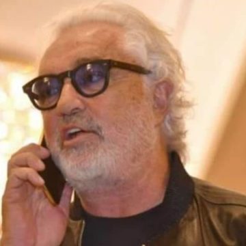 Flavio Briatore in coda