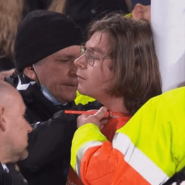 Everton Newcastle interrotta Everton Newcastle interrotta