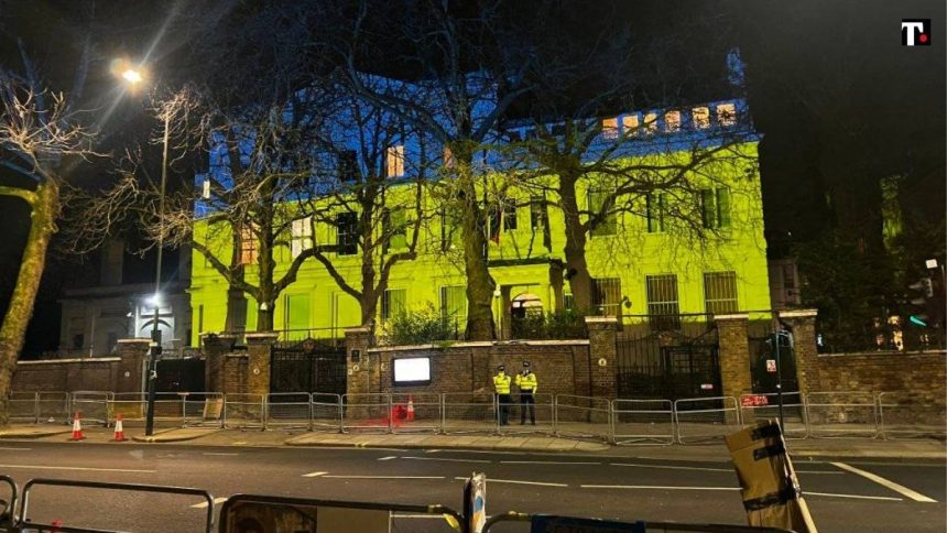 Londra, l'Ambasciata russa