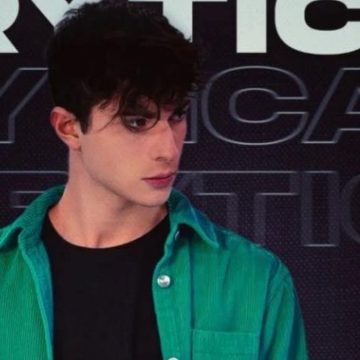 Chi è Crytical Chi è Crytical