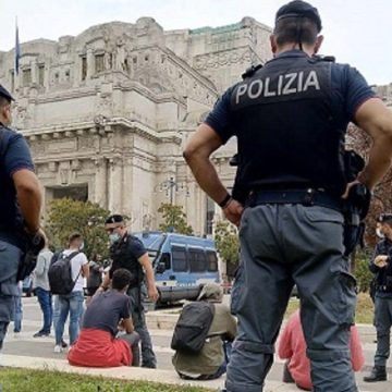 “Ci togliete il reddito di cittadinanza? Allora torniamo a rubare”