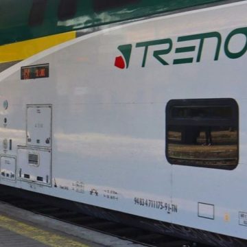 Sciopero Trenord 22 aprile in Lombardia: a rischio i treni regionali