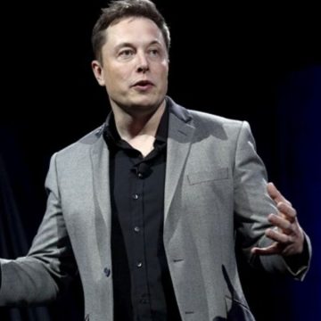 Elon Musk compra Twitter