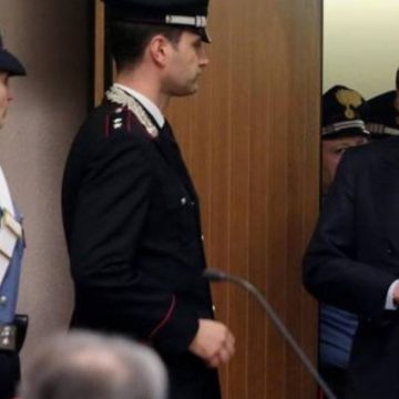 Fi con Berlusconi: “Renzi e Stella confermano che i tempi sono cambiati”