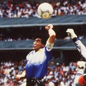 maradona maglia contro l'inghilterra