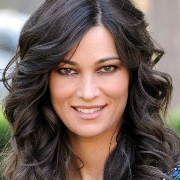 Manuela Arcuri si sposa