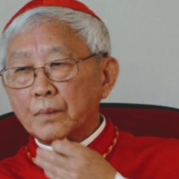 Hong Kong, cardinale prima arrestato