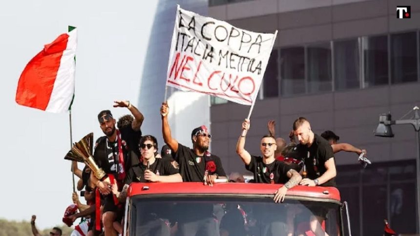 Festa scudetto Milan, perchè lo striscione contro l’Inter ha imbarazzato il club rossonero