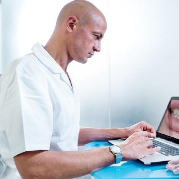 NERI PINZUTI Un bel sorriso? Il segreto per sentirsi meglio con se stessi