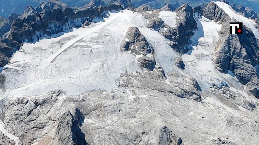 Marmolada chiusura totale