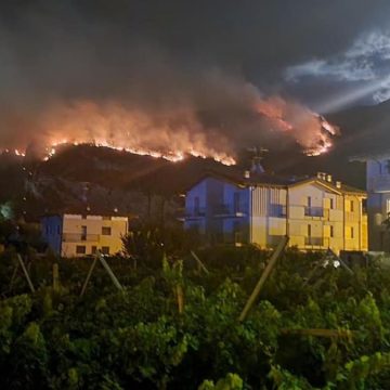 Nago, incendio