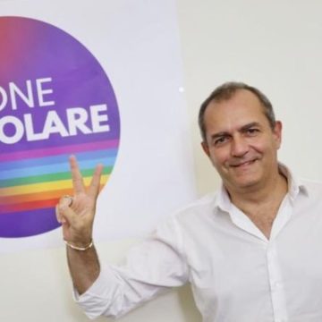 Luigi De Magistris, chi è l’ex sindaco di Napoli: moglie, figli, carriera